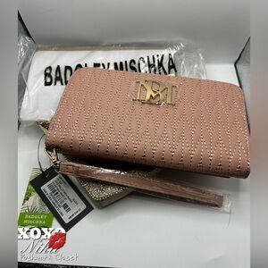 Badgley Mischka Long Wallet with Phone Pocket & Wristlet In Blush NWT MSRP $59